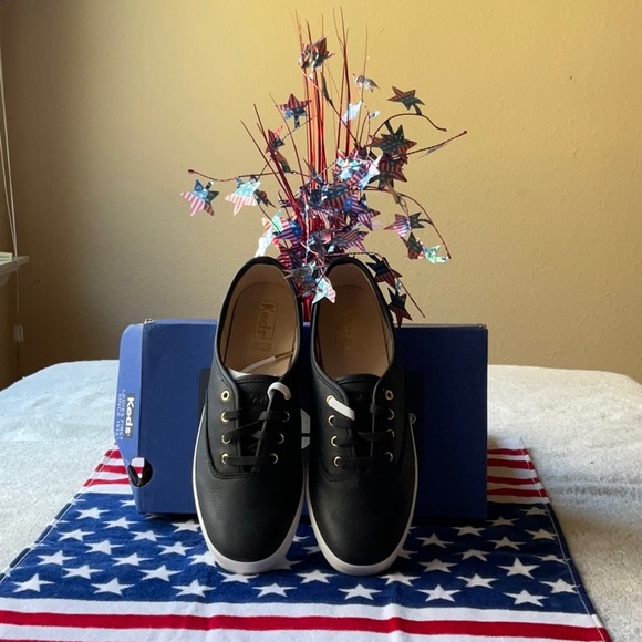 🌟 KEDS CHAMPION LUXE LEATHER 🌟 - Picture 5 of 16